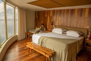 Corner Suite